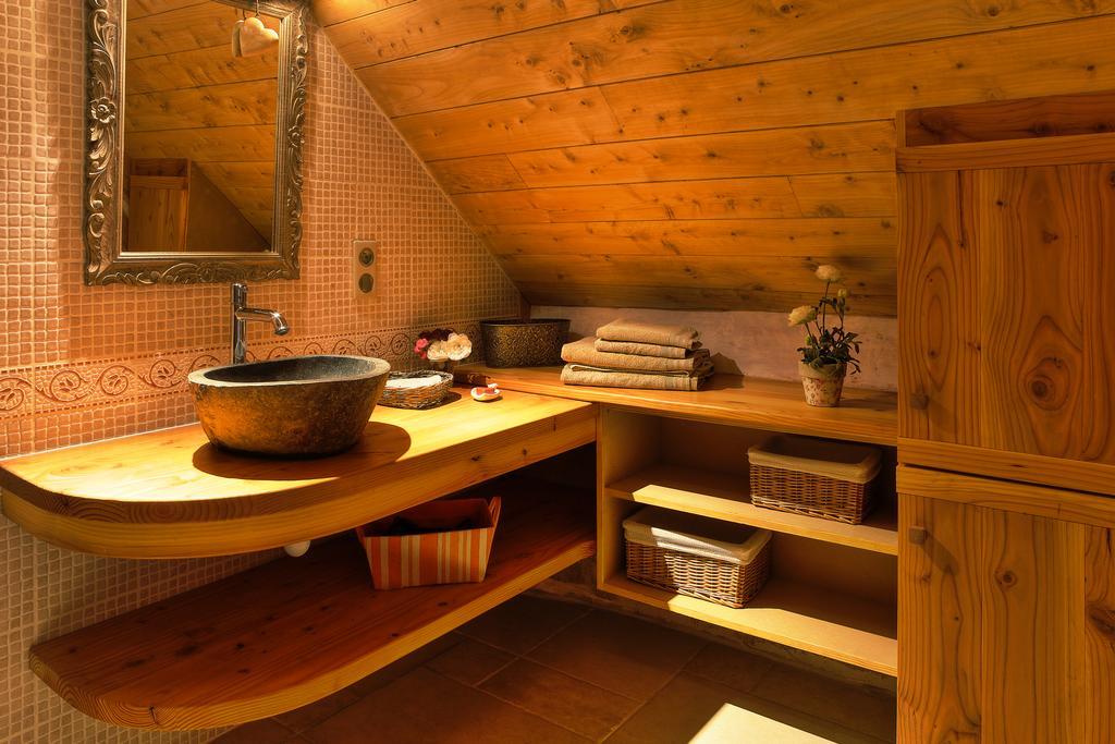 Bed And Breakfast La Fontaine Blanche Melgven Buitenkant foto
