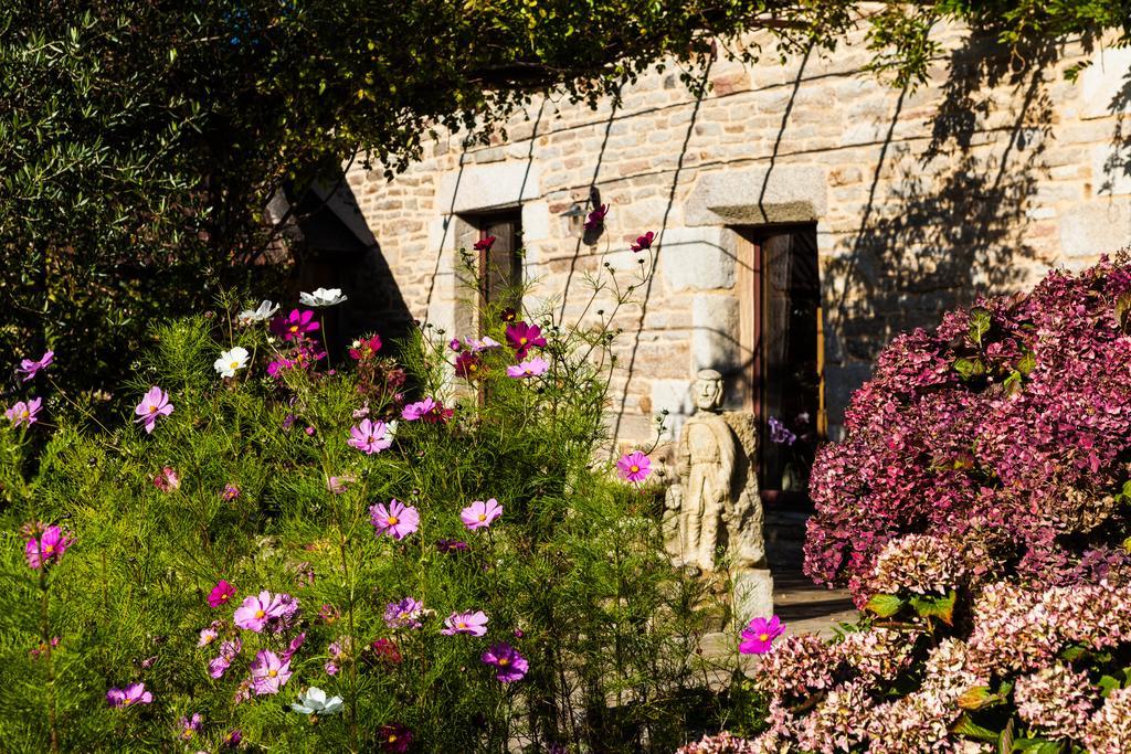 Bed And Breakfast La Fontaine Blanche Melgven Buitenkant foto